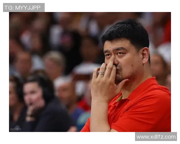 姚明在会议中展现机智风采引发热议与赞赏