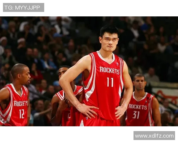 姚明眼神呆滞背后的故事与情感解析让我们重新认识这位篮球巨星