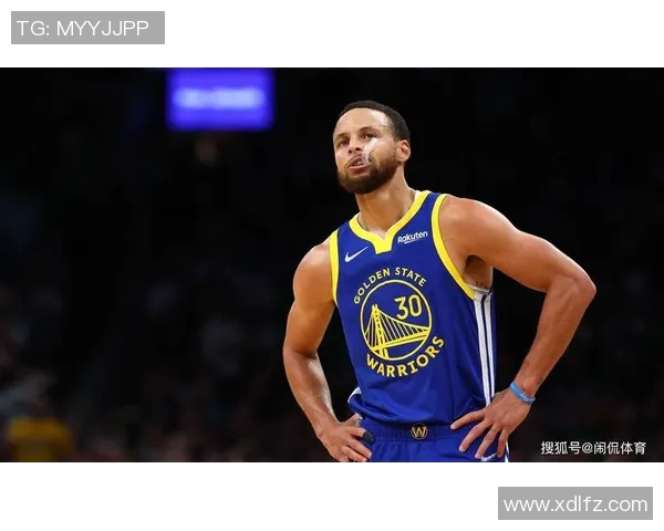 内线巨兽与外线神射手的巅峰对决扬尼斯与库里的篮球艺术之争 内线巨兽与外线神射手的巅峰对决扬尼斯与库里的篮球艺术之争