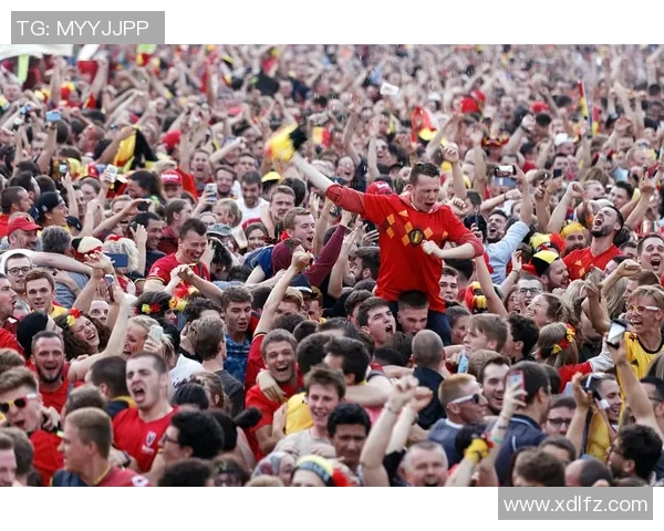 足球明星私下搞笑瞬间大揭秘看他们如何逗乐队友和粉丝